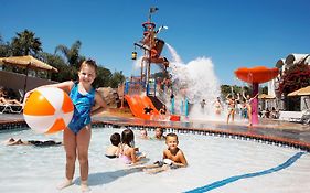 Howard Johnson Anaheim Water Playground